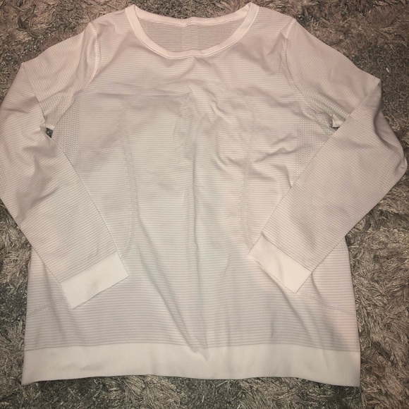LULULEMON LONG SLEEVE TOP